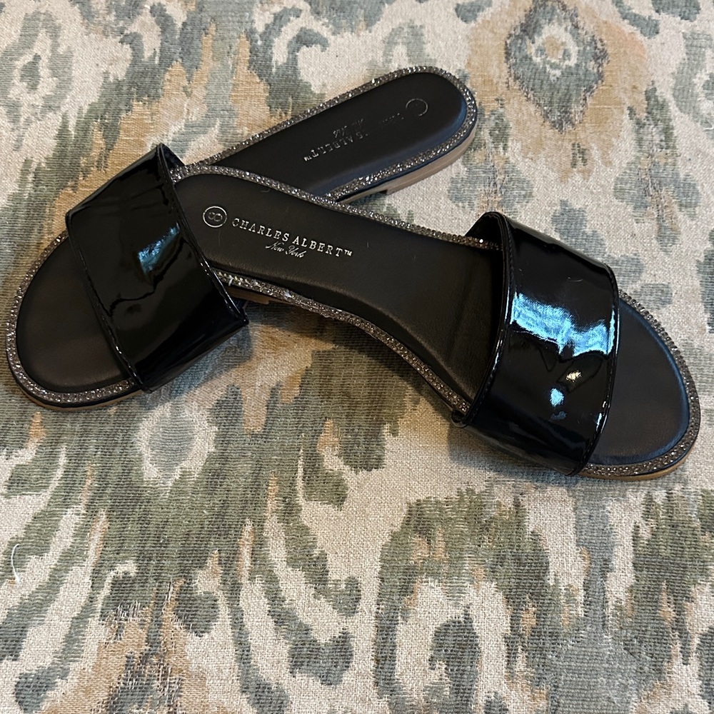 Black patent sparkly slides size 8